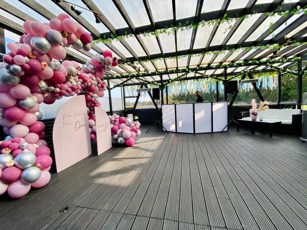 Pavillion Gardens Hotel Taplow Exterior photo